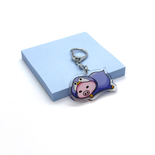 'Chilling Pigs' - Penguin Keychain