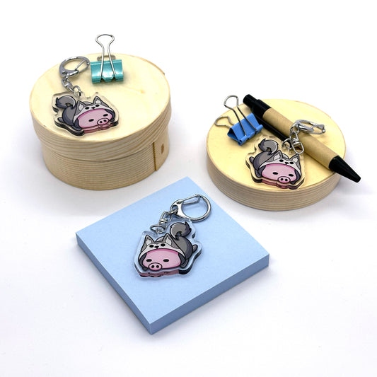 'Chilling Pigs' - Husky Keychain